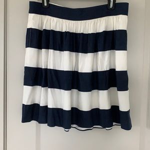 BANANA REPUBLIC NAVY/WHITE STRIPED SUMMER SKIRT